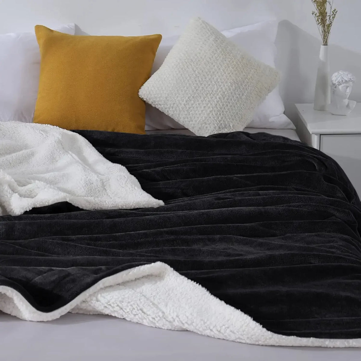 Sherpa Fleece Blanket Black